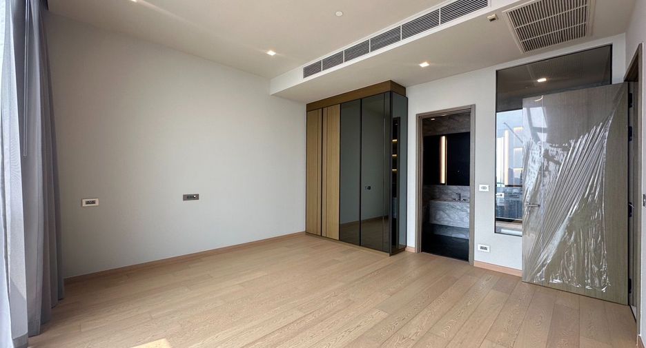ให้เช่า 3 ห้องนอน คอนโด ใน วัฒนา, กรุงเทพฯ
