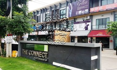 Gewerbefläche zum Kauf mit 2 Zimmer in Suan Luang, Bangkok