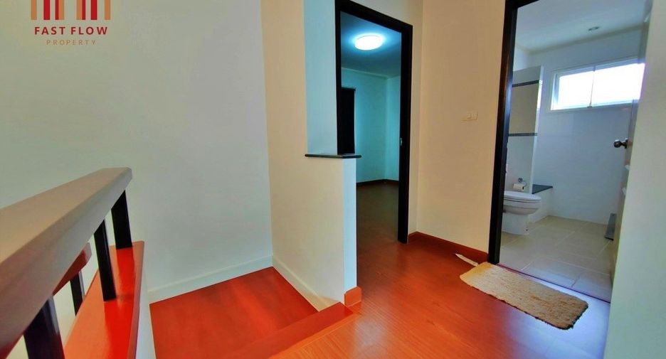 For sale 4 ベッドルーム house in Bang Khen, Bangkok