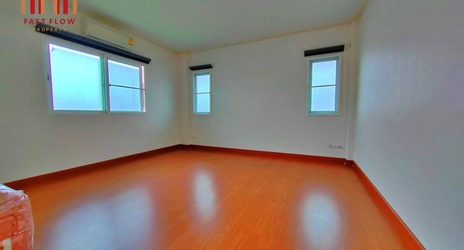 For sale 4 ベッドルーム house in Bang Khen, Bangkok