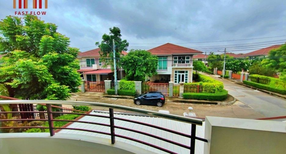 For sale 4 ベッドルーム house in Bang Khen, Bangkok