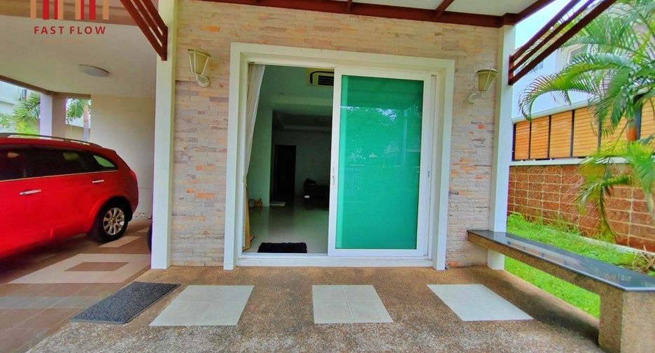For sale 4 ベッドルーム house in Bang Khen, Bangkok