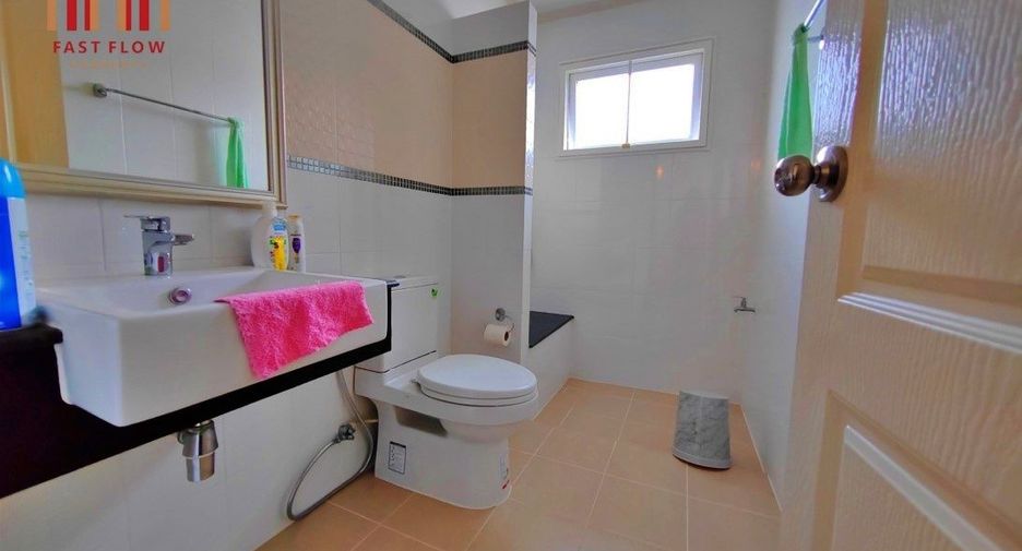 For sale 4 ベッドルーム house in Bang Khen, Bangkok