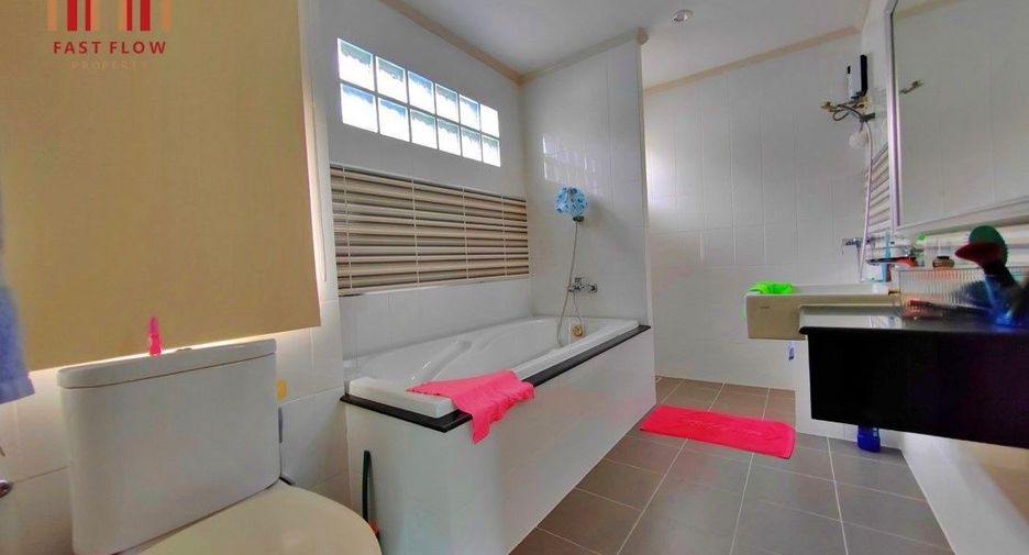 For sale 4 ベッドルーム house in Bang Khen, Bangkok