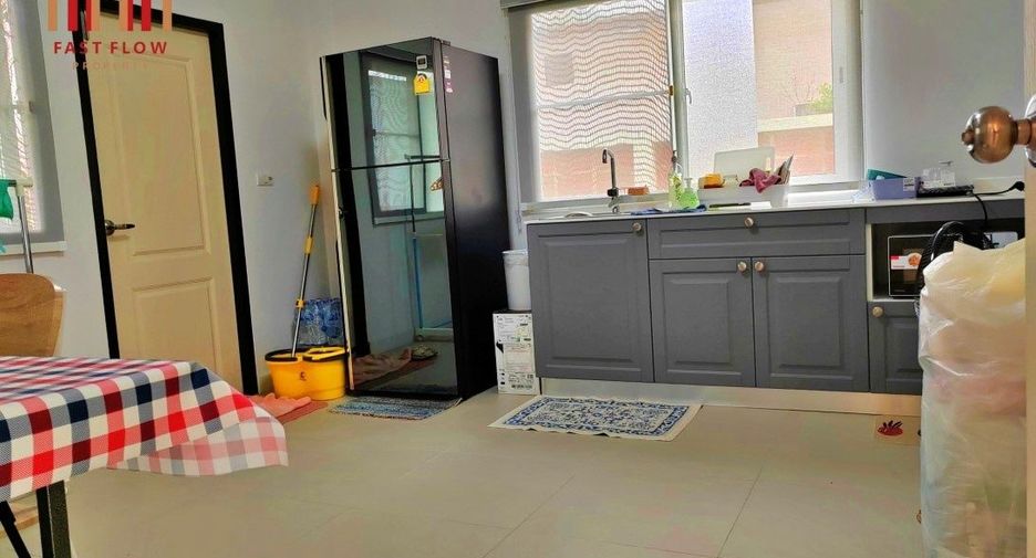 For sale 4 ベッドルーム house in Bang Khen, Bangkok