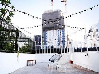 ให้เช่า 40 ห้องนอน โรงแรม ใน คลองเตย, กรุงเทพฯ