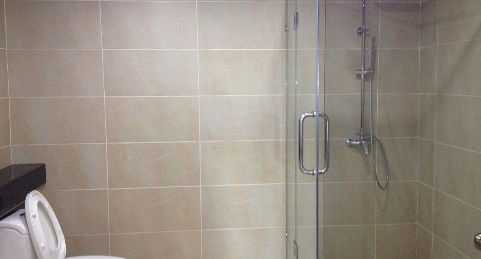 For rent and for sale 1 bed condo in Bang Lamung, Chonburi