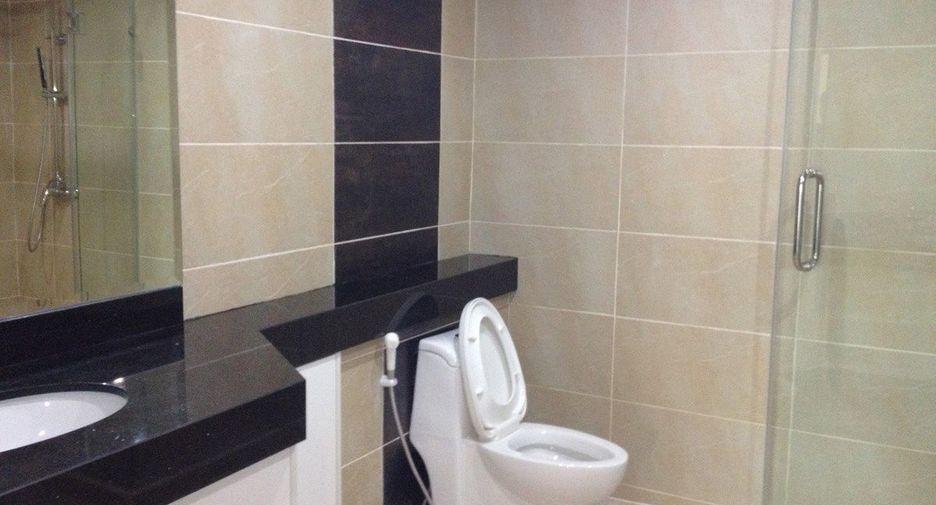For rent and for sale 1 bed condo in Bang Lamung, Chonburi