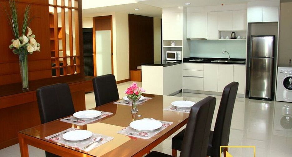 For rent 3 Beds serviced apartment in Khlong Toei, Bangkok