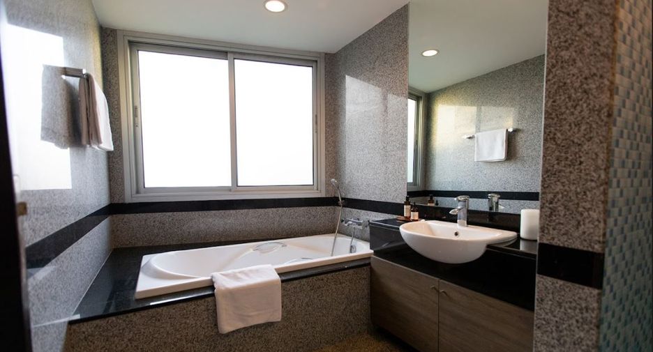 Apartment zur Miete mit 3 Zimmer in Watthana, Bangkok