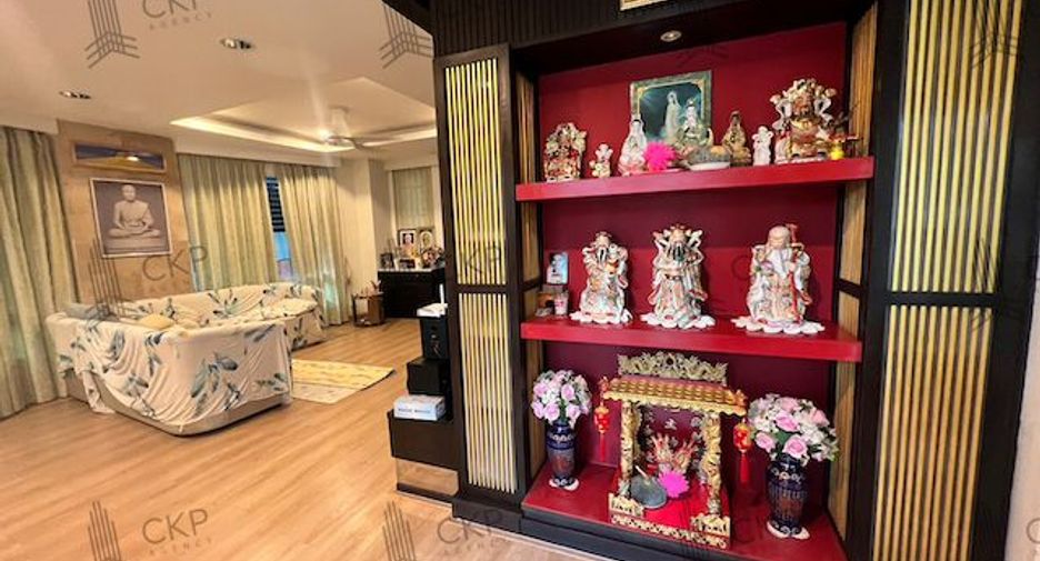 ให้เช่า 3 ห้องนอน บ้านเดี่ยว ใน บางกะปิ, กรุงเทพฯ
