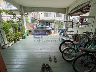 For sale 5 bed townhouse in Pak Kret, Nonthaburi