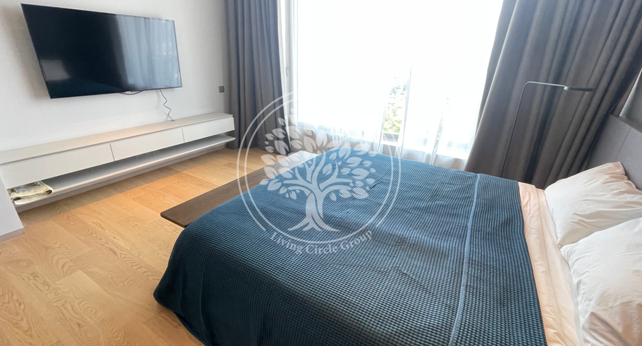 For rent 2 bedrooms condo in Sathon, Bangkok