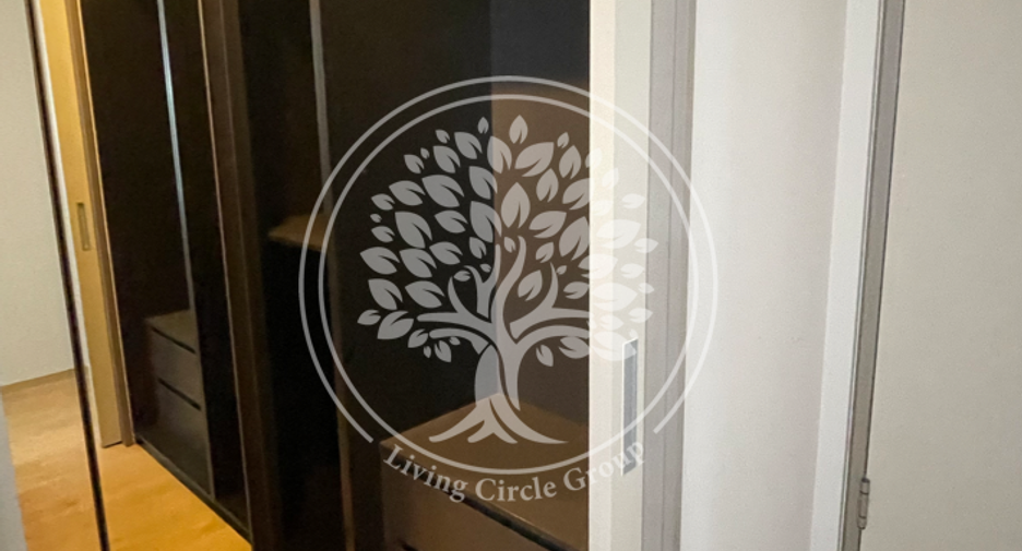 For rent 2 bedrooms condo in Sathon, Bangkok
