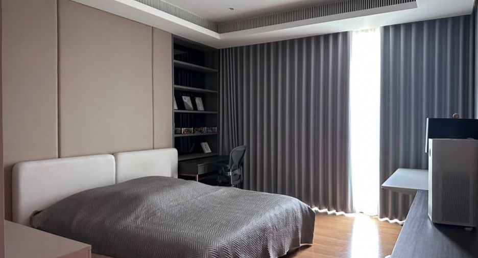 For rent 1 bed condo in Pathum Wan, Bangkok