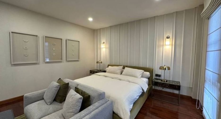 Casa en alquiler de 3 habitaciones en Watthana, Bangkok