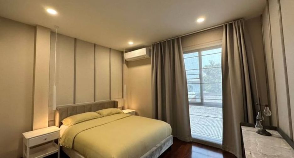 Casa en alquiler de 3 habitaciones en Watthana, Bangkok