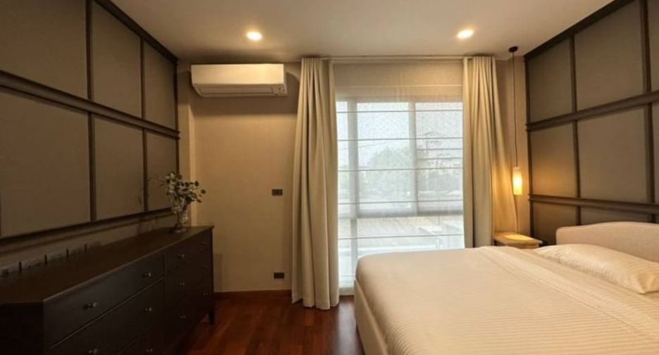 Casa en alquiler de 3 habitaciones en Watthana, Bangkok
