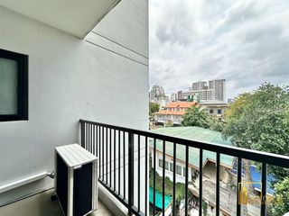 Apartamento en alquiler de 3 habitaciones en Watthana, Bangkok