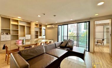 For rent 3 bedrooms apartment in Watthana, Bangkok