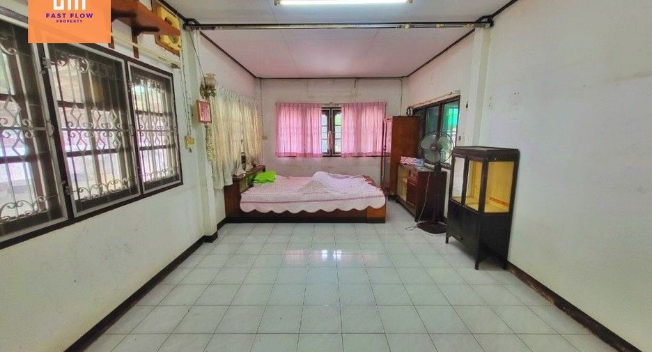 For sale 4 Beds house in Takhli, Nakhon Sawan