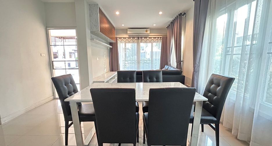 For sale 3 bedrooms house in Mueang Chiang Mai, Chiang Mai