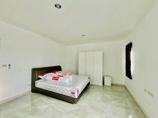 À louer 5 chambres villa à Bang Lamung, Chonburi
