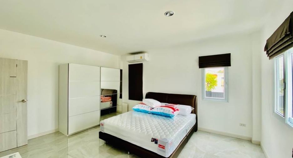 À louer 5 chambres villa à Bang Lamung, Chonburi