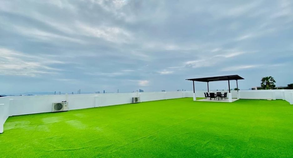 À louer 5 chambres villa à Bang Lamung, Chonburi
