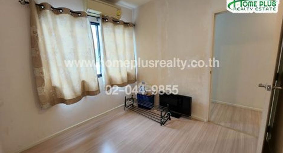 Casa adosada en venta de 3 habitaciones en Chom Thong, Bangkok
