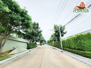 Продажа 3 спальни таунхаус в Чом Тхонг, Бангкок