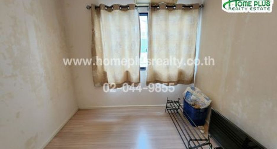 Casa adosada en venta de 3 habitaciones en Chom Thong, Bangkok