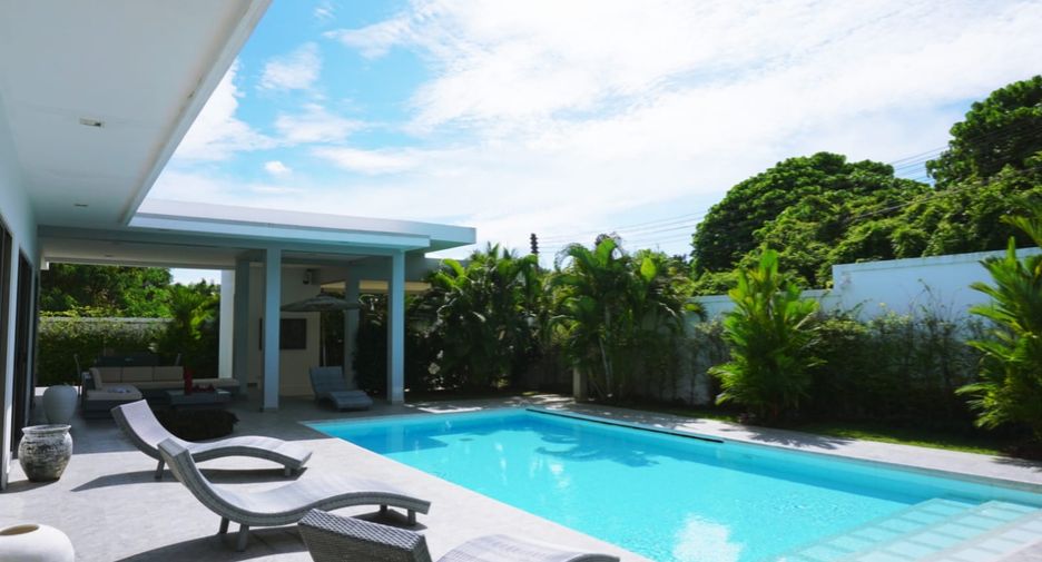 Villa en alquiler de 4 habitaciones en Mueang Phuket, Phuket