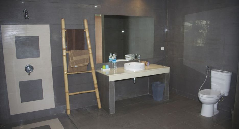 Villa en alquiler de 4 habitaciones en Mueang Phuket, Phuket