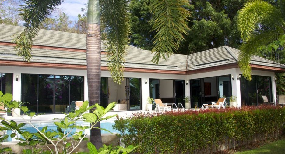 Villa en alquiler de 4 habitaciones en Mueang Phuket, Phuket