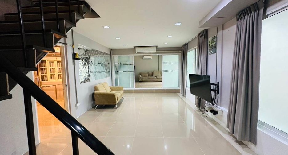 For rent 4 bed office in Bueng Kum, Bangkok