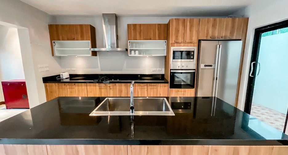 For rent 3 bedrooms villa in Thalang, Phuket