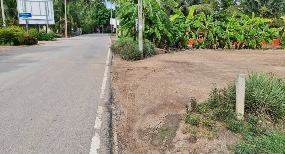 For sale land in Damnoen Saduak, Ratchaburi