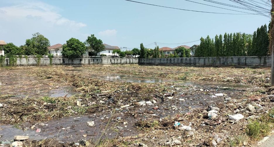 For sale land in Bang Bua Thong, Nonthaburi