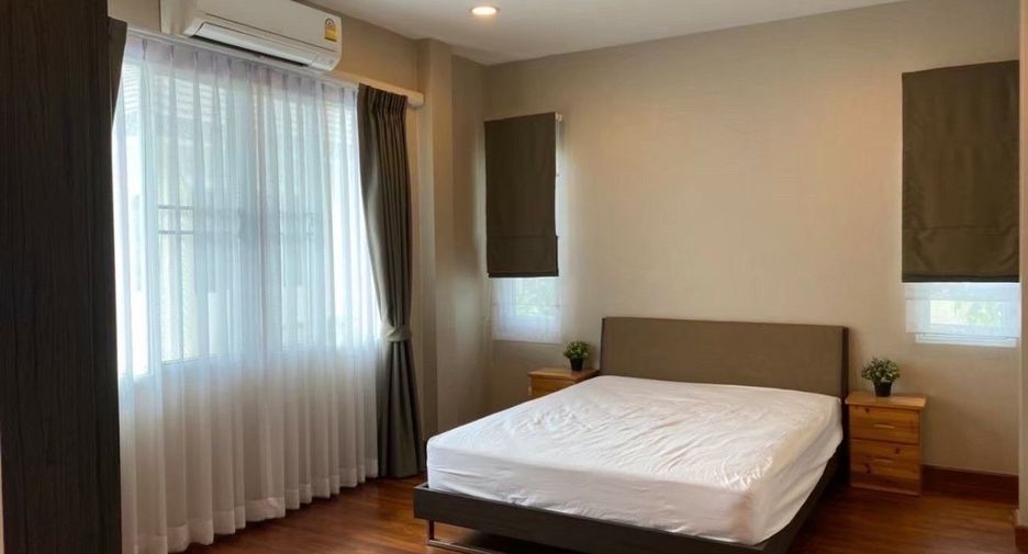 Haus zur Miete mit 3 Zimmer in Lat Krabang, Bangkok