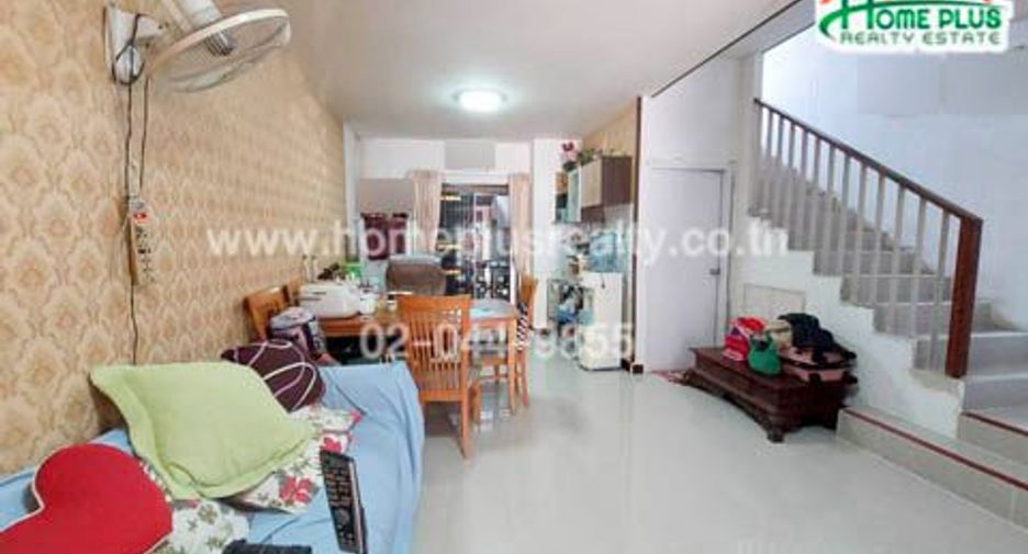 À vendre 3 chambres maison de ville à Bang Bua Thong, Nonthaburi