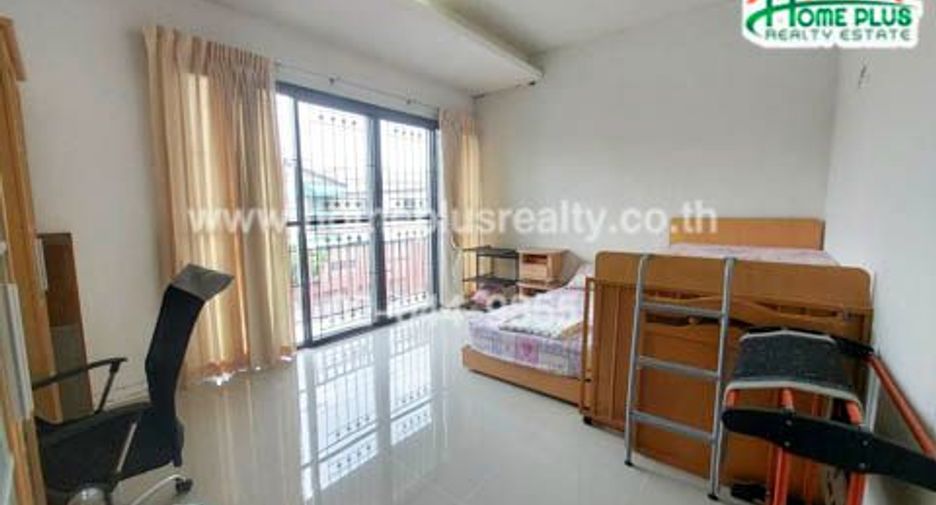 À vendre 3 chambres maison de ville à Bang Bua Thong, Nonthaburi