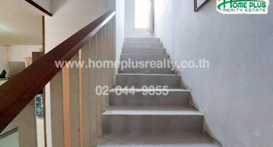 À vendre 3 chambres maison de ville à Bang Bua Thong, Nonthaburi