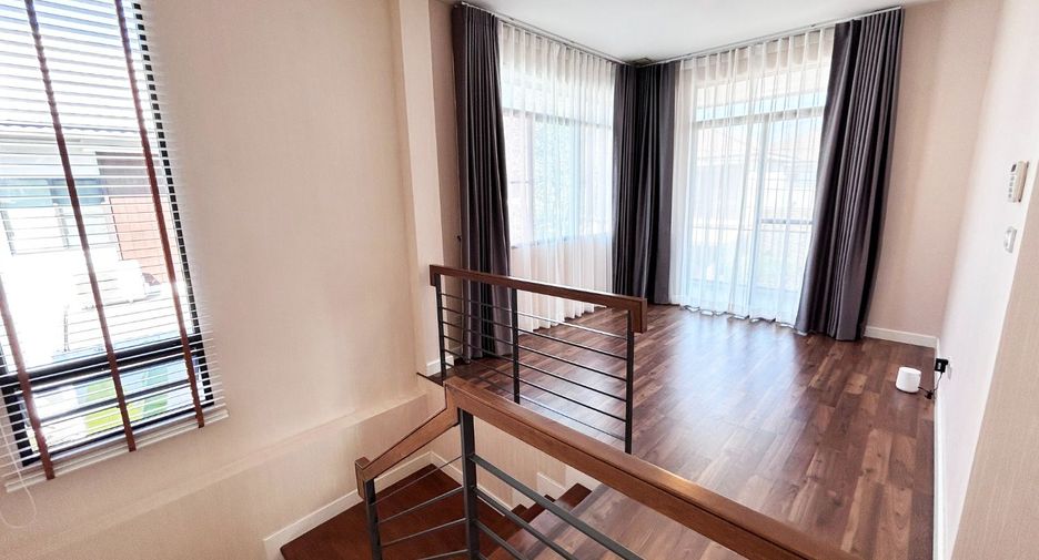 For rent and for sale 4 bedrooms house in Prawet, Bangkok