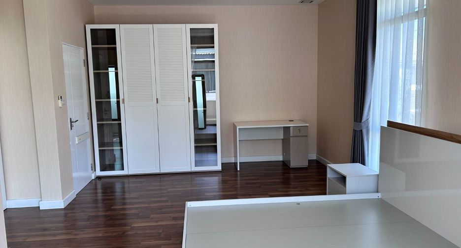 For rent and for sale 4 bedrooms house in Prawet, Bangkok