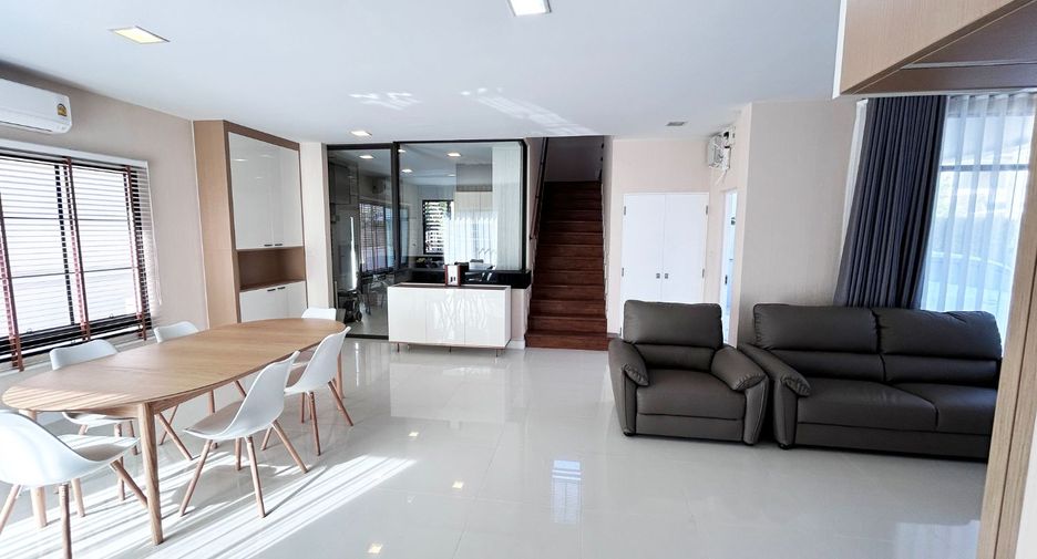 For rent and for sale 4 bedrooms house in Prawet, Bangkok