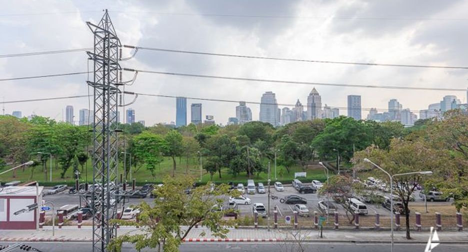 For sale 3 bedrooms condo in Pathum Wan, Bangkok