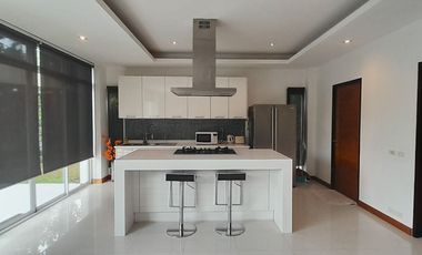 Продажа 3 спальни вилла в Пхукет Тощн, Пхукет
