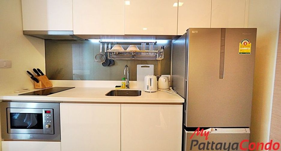 For sale studio condo in Bang Lamung, Chonburi
