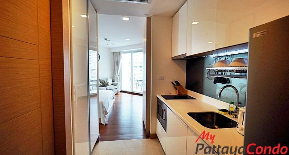For sale studio condo in Bang Lamung, Chonburi